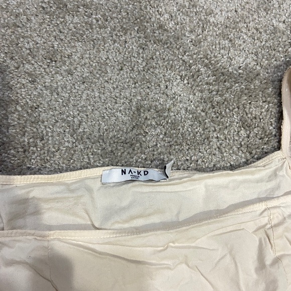 NAKD Puff Sleeve Blouse - Picture 3 of 5